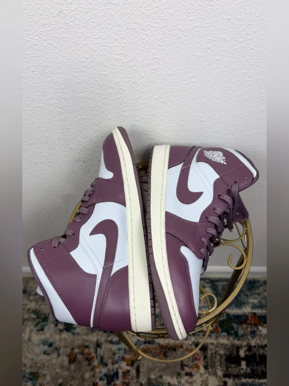 Nike Air Jordan 1 Mid Mauve-Sail UNISEX Size 12 BQ6472-050